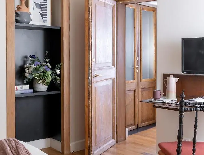 Mynavona Oda ve Kahvaltı 4*